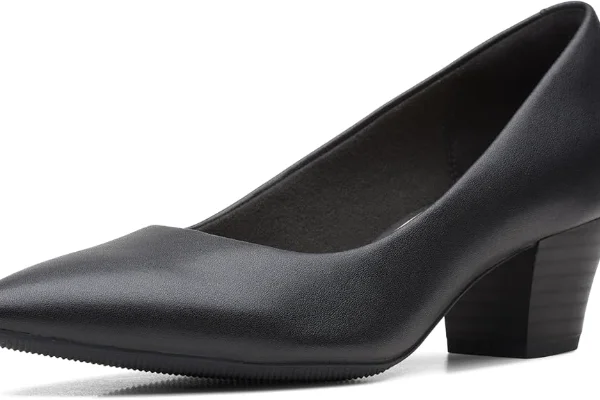 Clarks Teresa Step Pump
